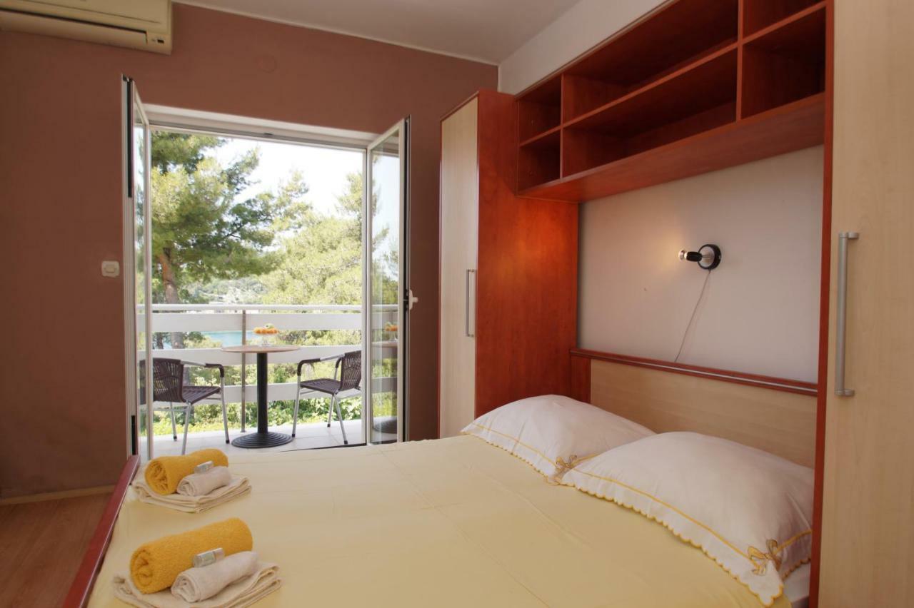 Vita Apartments Zrnovo Eksteriør bilde