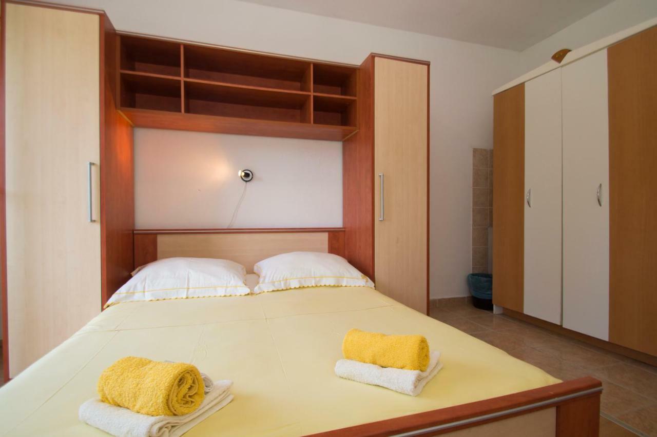Vita Apartments Zrnovo Eksteriør bilde