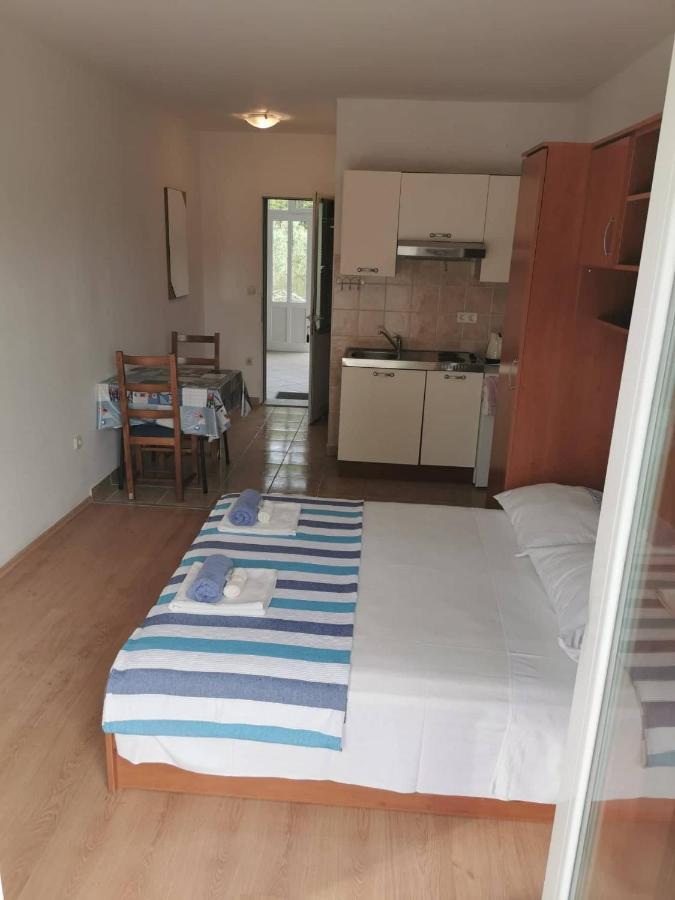 Vita Apartments Zrnovo Eksteriør bilde